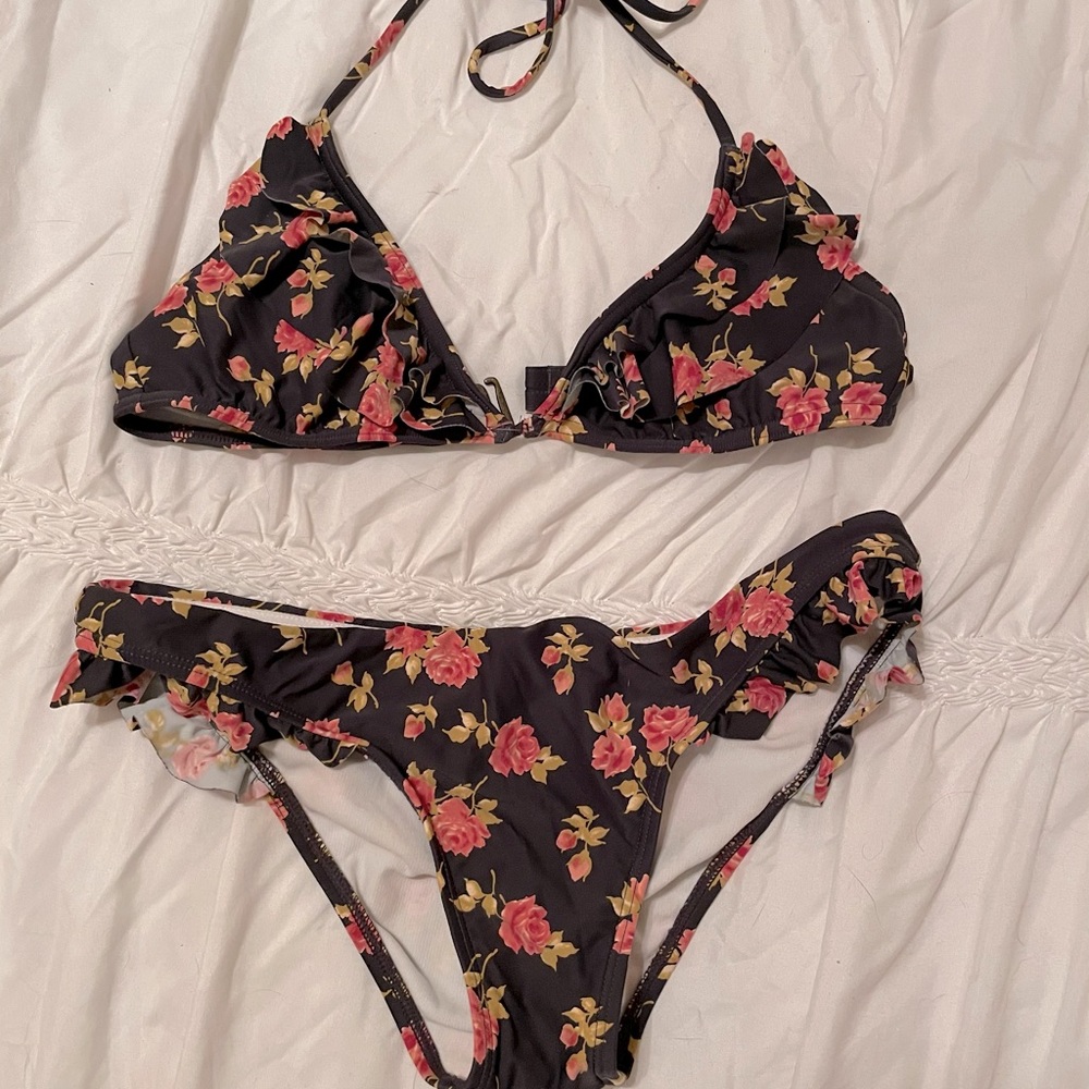 Bikini set!